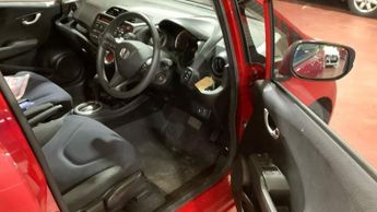 HONDA JAZZ 1.4 i-VTEC ES Hatchback 5dr Petrol CVT Euro 5 (99 ps)