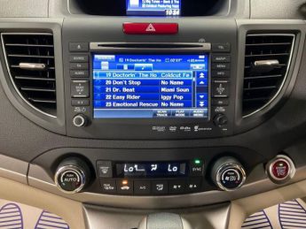 HONDA CR-V 2.0 i-VTEC EX SUV 5dr Petrol Auto 4WD Euro 5 (155 ps)