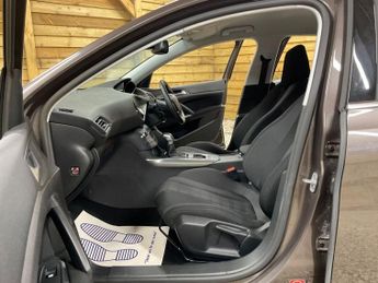 PEUGEOT 308 2.0 BlueHDi Allure Hatchback 5dr Diesel Auto Euro 6 (s/s) (150 p