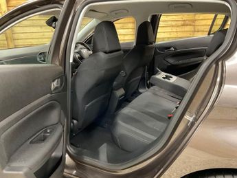 PEUGEOT 308 2.0 BlueHDi Allure Hatchback 5dr Diesel Auto Euro 6 (s/s) (150 p