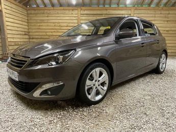 PEUGEOT 308 2.0 BlueHDi Allure Hatchback 5dr Diesel Auto Euro 6 (s/s) (150 p