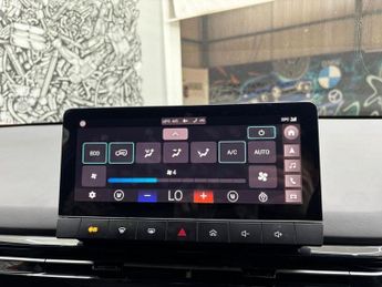 MG MG 4 64kWh Trophy Long Range Hatchback 5dr Electric Auto (203 ps)