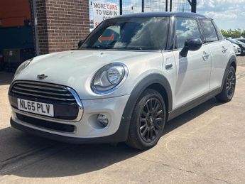 MINI Hatch 1.5 Cooper D Hatchback 5 Door Diesel Manual Silver Euro 6 Low Ta