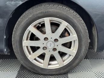 TOYOTA AYGO 1.0 VVT-i + Hatchback 5dr Petrol MultiMode Euro 4 (67 bhp)