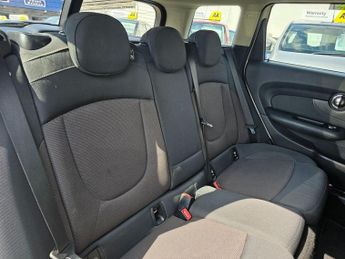 MINI CLUBMAN AUTOMATIC 1.5 Cooper Estate 6dr Petrol Auto Euro 6 (s/s) (136 ps