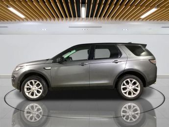 LAND ROVER DISCOVERY SPORT 2.0 TD4 HSE SUV 5dr Diesel Auto 4WD Euro 6 (s/s) (180 ps)