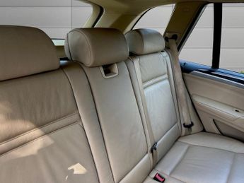 BMW X5 3.0d SE SUV 5dr Diesel Auto 4WD Euro 4 (235 ps)