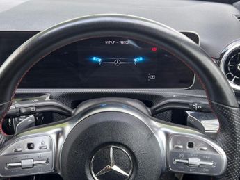 MERCEDES-BENZ A-CLASS 1.3 A200 AMG Line (Executive) Hatchback 5dr Auto Petrol 7G-DCT E