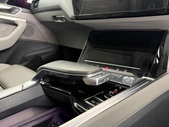 AUDI E-TRON 55 Launch Edition SUV 5dr Electric Auto quattro 95kWh (408 ps)