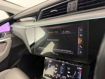 AUDI E-TRON 55 Launch Edition SUV 5dr Electric Auto quattro 95kWh (408 ps)