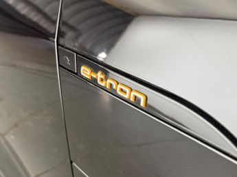 AUDI E-TRON 55 Launch Edition SUV 5dr Electric Auto quattro 95kWh (408 ps)