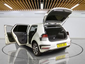 VOLKSWAGEN GOLF 1.6 TDI Match Hatchback 5dr Diesel DSG Euro 6 (s/s) (115 ps)