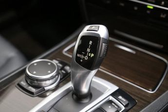 BMW 7 SERIES 3.0 740Li SE Saloon 4dr Petrol Auto Euro 5 (s/s) (320 ps)