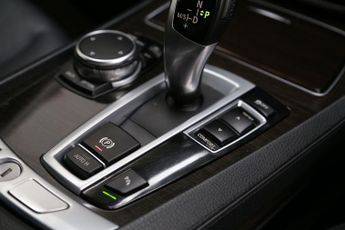 BMW 7 SERIES 3.0 740Li SE Saloon 4dr Petrol Auto Euro 5 (s/s) (320 ps)