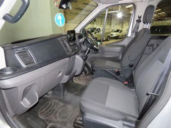 FORD TRANSIT 2.0 460 EcoBlue Leader Minibus Double Cab 5dr Diesel Manual RWD 