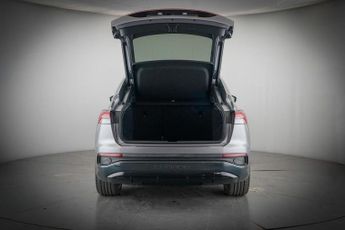 AUDI Q4 E-TRON 40 S line Sportback 5dr Electric Auto 82kWh (204 ps)