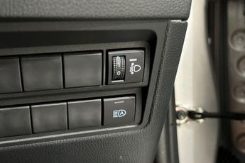 TOYOTA YARIS 1.5 VVT-h Design Hatchback 5dr Petrol Hybrid E-CVT Euro 6 (s/s) 
