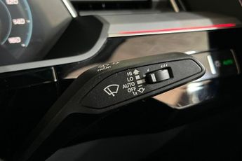 AUDI E-TRON 50 Black Edition Sportback 5dr Electric Auto quattro 71.2kWh (11