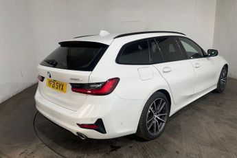 BMW 3 SERIES 2.0 330e 12kWh Sport Pro Touring 5dr Petrol Plug-in Hybrid Auto 