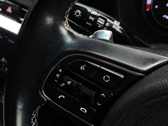 KIA NIRO 4 5d 202 BHP