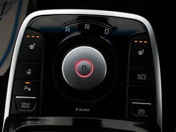 KIA NIRO 4 5d 202 BHP