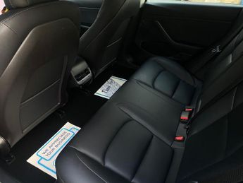 TESLA Model 3 Standard Range Plus Saloon 4dr Electric Auto RWD (241 bhp)