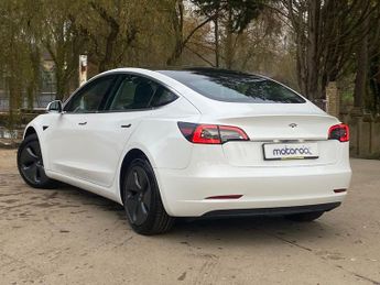 TESLA Model 3 Standard Range Plus Saloon 4dr Electric Auto RWD (241 bhp)