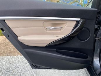 BMW 3 SERIES 2.0 320d Luxury Saloon 4dr Diesel Auto xDrive Euro 6 (s/s) (190 