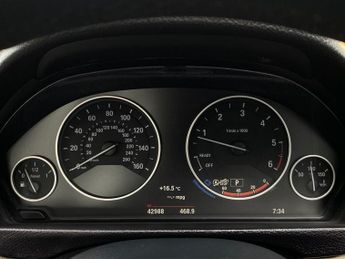 BMW 3 SERIES 2.0 320d Luxury Saloon 4dr Diesel Auto xDrive Euro 6 (s/s) (190 