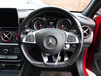 MERCEDES-BENZ A-CLASS 2.0 A250 AMG (Premium) Hatchback 5dr Petrol 7G-DCT 4MATIC Euro 6