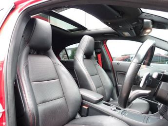 MERCEDES-BENZ A-CLASS 2.0 A250 AMG (Premium) Hatchback 5dr Petrol 7G-DCT 4MATIC Euro 6