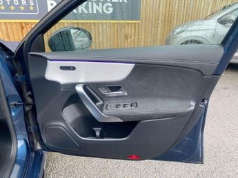 MERCEDES-BENZ A CLASS 1.3 A180 AMG Line Edition (Executive) Hatchback 5dr Petrol 7G-DC