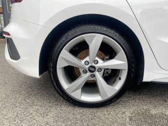 AUDI A3 1.5 TFSI 35 S line Sportback 5dr Petrol S Tronic Euro 6 (s/s) (1