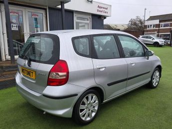 HONDA JAZZ 1.4 i-DSI SE Hatchback 5dr Petrol  AUTOMATIC (139 g/km, 82 bhp)