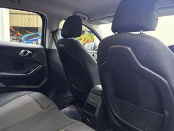 BMW 1 SERIES 1.5 118i SE Hatchback 5dr Petrol DCT Euro 6 (s/s) (136 ps)