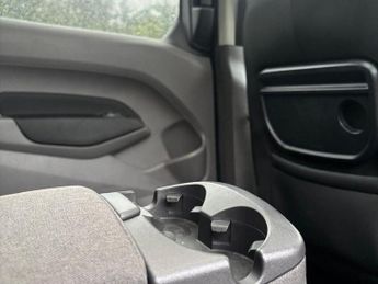 FORD GRAND TOURNEO CONNECT 1.5 EcoBlue Titanium MPV 5dr Diesel Auto Euro 6 (s/s) (120 ps)