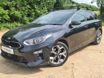 Kia Ceed 1.6 CRDi MHEV 3 Hatchback 5dr Diesel Hybrid Manual Euro 6 (s/s) 