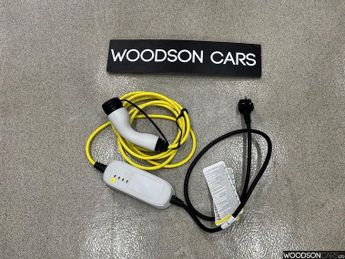 VOLKSWAGEN E-GOLF 35.8kWh e-Golf Hatchback 5dr Electric Auto (136 ps)