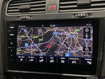VOLKSWAGEN E-GOLF 35.8kWh e-Golf Hatchback 5dr Electric Auto (136 ps)