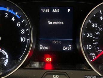 VOLKSWAGEN E-GOLF 35.8kWh e-Golf Hatchback 5dr Electric Auto (136 ps)