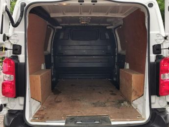VAUXHALL VIVARO 1.5 Turbo D 2900 Dynamic Panel Van 6dr Diesel Manual L2 H1 Euro 