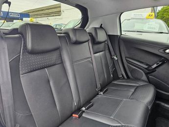 PEUGEOT 208 MANUAL 5 SPEED 1.2l 5d   82 BHP 