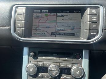 LAND ROVER RANGE ROVER EVOQUE 2.2 SD4 Prestige SUV 5dr Diesel Auto 4WD Euro 5 (190 ps)