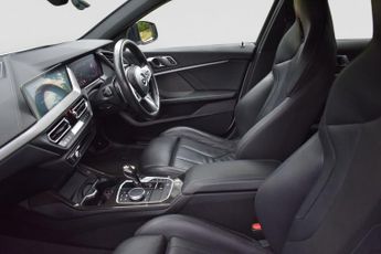 BMW 1 SERIES 2.0 M135i Hatchback 5dr Petrol Auto xDrive Euro 6 (s/s) (306 ps)