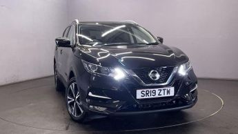 Nissan Qashqai 1.3 DIG-T N-Connecta SUV 5dr Petrol Manual Euro 6 (s/s) (140 ps)