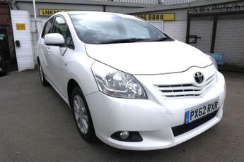 Toyota Verso 2.0 D-4D TR MPV 5dr Diesel Manual Euro 5 (126 ps)