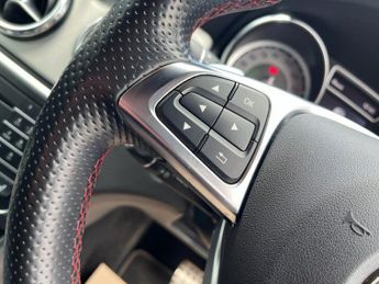 MERCEDES-BENZ GLA 2.1 GLA220d AMG Line (Premium) SUV 5dr Diesel 7G-DCT 4MATIC Euro