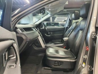 LAND ROVER DISCOVERY SPORT 2.0 TD4 HSE Black SUV 5dr Diesel Auto 4WD Euro 6 (s/s) (180 ps)