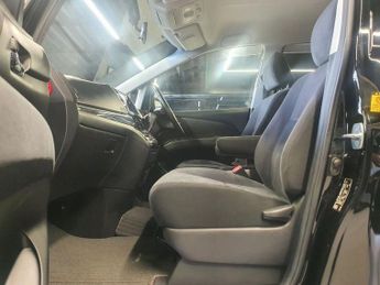 TOYOTA Estima Aeras G 2.4