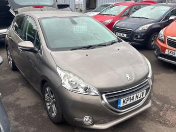 Peugeot 208 1.6 e-HDi Allure Hatchback 5dr Diesel Manual Euro 5 (s/s) (92 ps